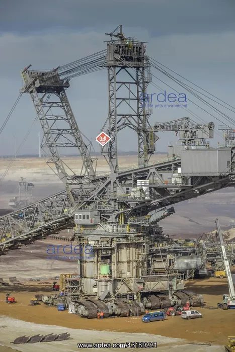 : Opencast lignite mine, Garzweiler I, Rhenish lignite : Opencast lignite mine, Garzweiler I, Rhenish lignite