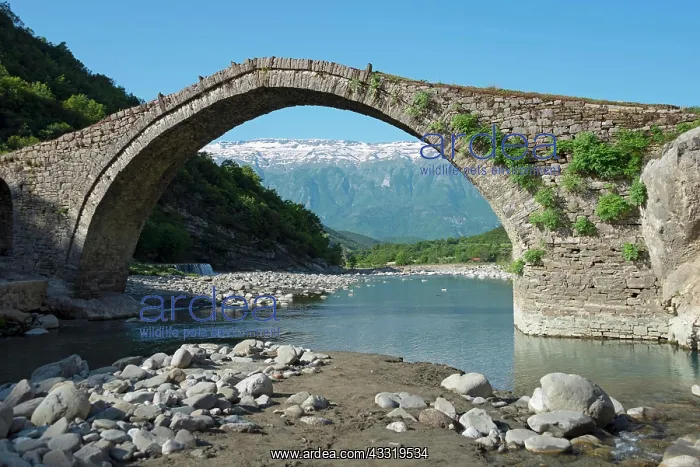 : Ottoman stone arch bridge Ura e Katiut, Lengarica : Ottoman stone arch bridge Ura e Katiut, Lengarica