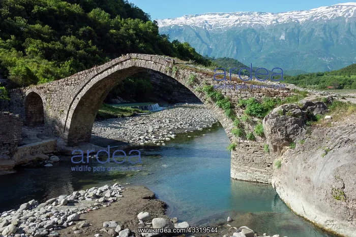  : Ottoman stone arch bridge Ura e Katiut, Lengarica
