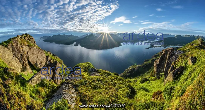 : Panorama, sun shining on Fjord Raftsund and mountains : Panorama, sun shining on Fjord Raftsund and mountains