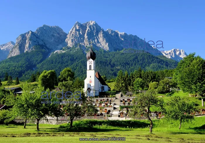 : Parish church St. Johannes the Baptist, Grainau : Parish church St. Johannes the Baptist, Grainau