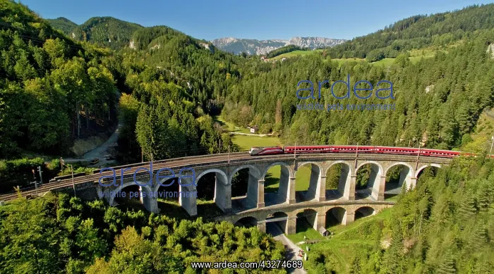 : Passenger train on the Semmeringbahn viaduct, Breitenstein : Passenger train on the Semmeringbahn viaduct, Breitenstein