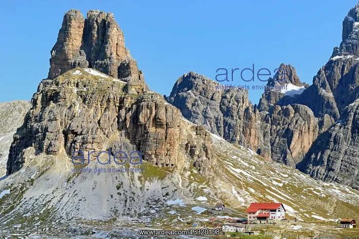 : Three peaks hut 2405 m, Sextnerstein, blue sky : Three peaks hut 2405 m, Sextnerstein, blue sky