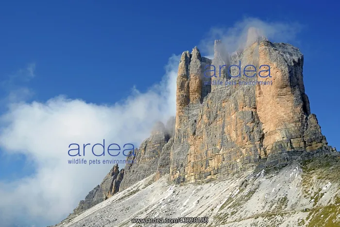 : Three Peaks of Lavaredo south walls covered by deep : Three Peaks of Lavaredo south walls covered by deep