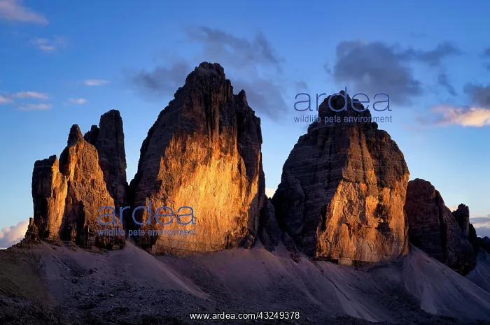 : Three Peaks, north faces, in the evening light : Three Peaks, north faces, in the evening light