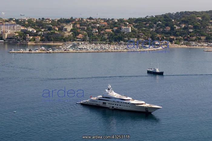 : Pelorus, Yacht of Roman Abramovich, outside : Pelorus, Yacht of Roman Abramovich, outside
