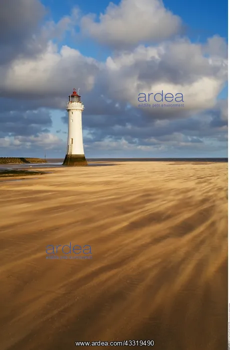 : Perch Rock Lighthouse at New Brighton, UK geography : Perch Rock Lighthouse at New Brighton, UK geography