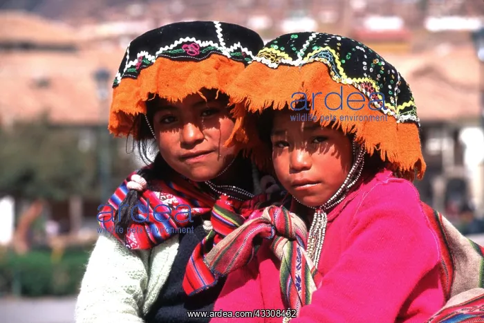 : Peru - young Indian women : Peru - young Indian women