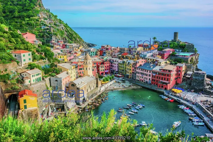 : Picturesque town of Vernazza, in the province of : Picturesque town of Vernazza, in the province of