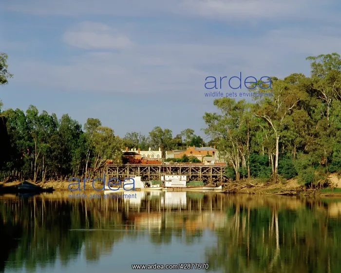 : Port of Echuca on Murray River : Port of Echuca on Murray River