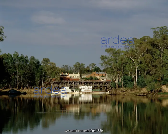 : Port of Echuca, on Murray River, Victoria, Australia : Port of Echuca, on Murray River, Victoria, Australia
