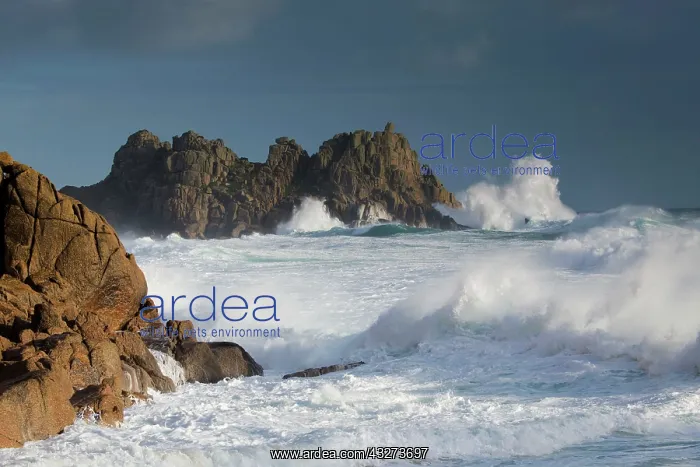 : Porthcurno - waves and seascape : Porthcurno - waves and seascape