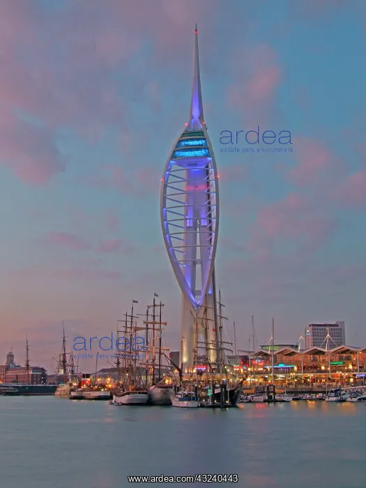 : Portsmouth, Hampshire, England : Portsmouth, Hampshire, England