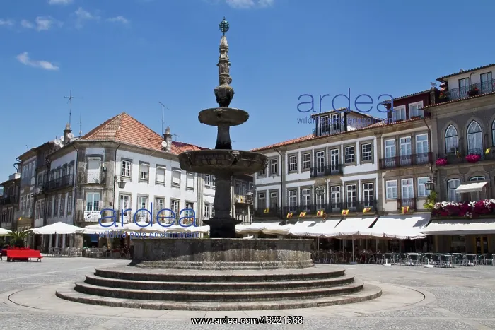 : Portugal, Ponte de Lima. 18th century fountain : Portugal, Ponte de Lima. 18th century fountain