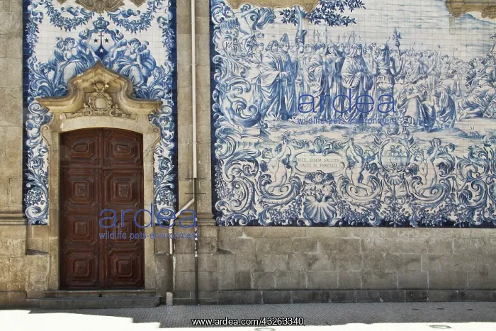 : Portugal, Porto. The 18th century Igreja : Portugal, Porto. The 18th century Igreja