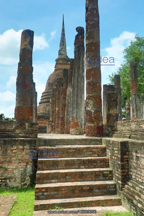 : Three Prangs seen through a doorway, Wat Si Sawai Temple, Su : Three Prangs seen through a doorway, Wat Si Sawai Temple, Su