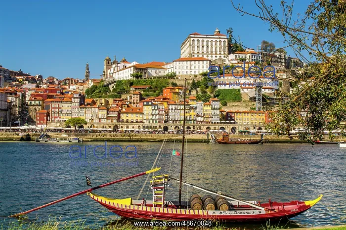 : Rabelo boats on the Douro River, Porto, Portugal. (Editorial : Rabelo boats on the Douro River, Porto, Portugal. (Editorial