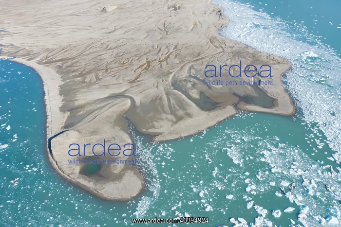  : Recherchebreen aerial