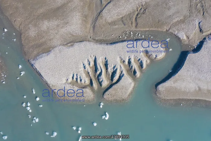 : Recherchebreen aerial : Recherchebreen aerial