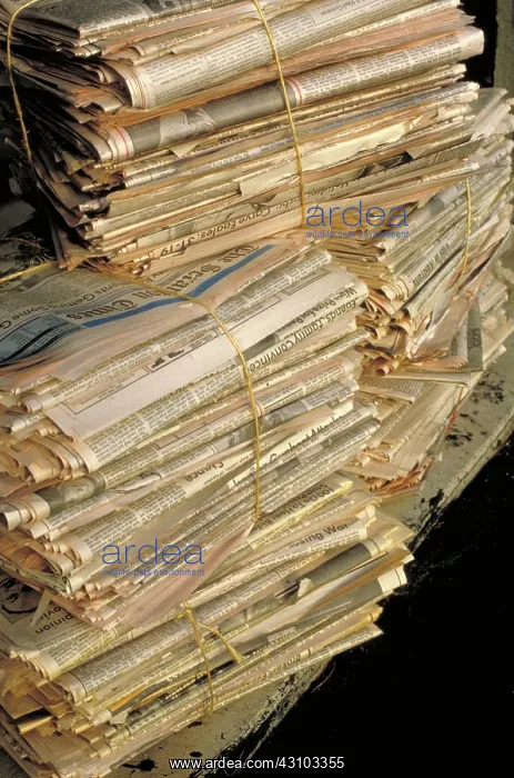 : Recycling newspaper : Recycling newspaper
