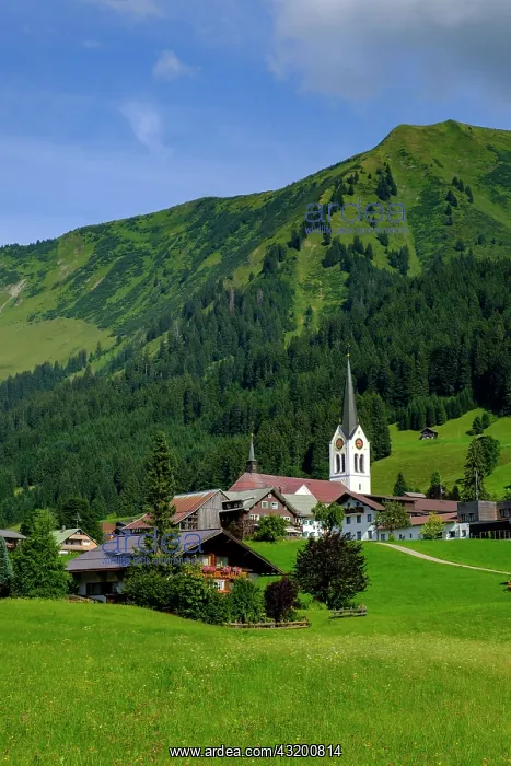 : Riezlern, Kleinwalsertal, Allg&, x4d6c; Vorarlberg : Riezlern, Kleinwalsertal, Allg&, x4d6c; Vorarlberg