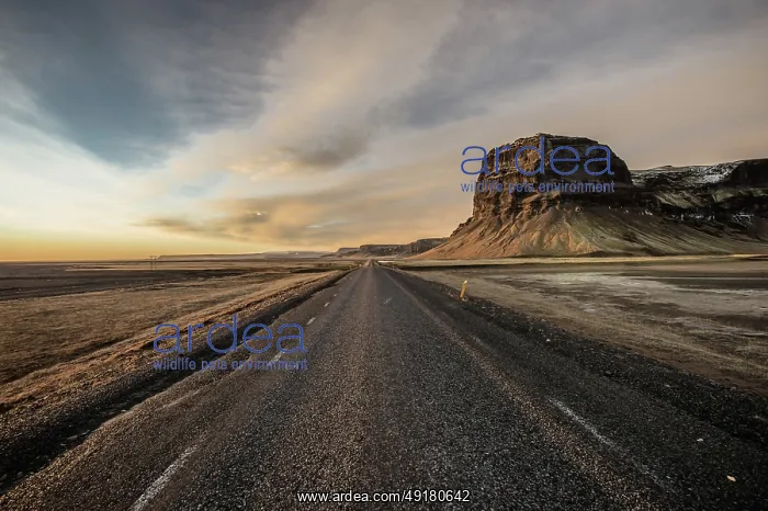 : Ring Road, Mountains, Southern Iceland : Ring Road, Mountains, Southern Iceland