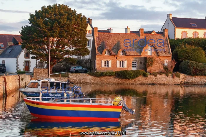 : River Etel, Village of Saint Cado : River Etel, Village of Saint Cado