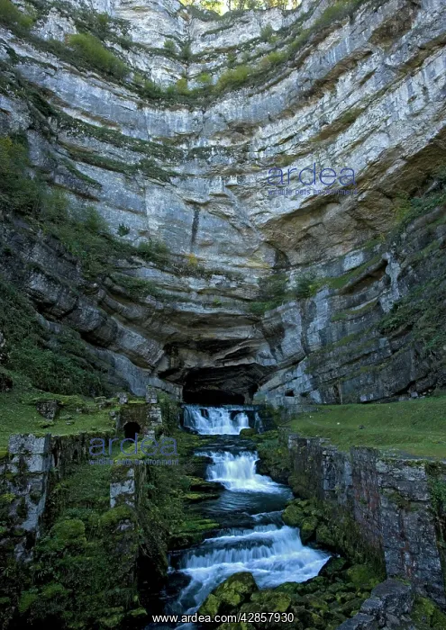 : River - The source of the River Loue, where it : River - The source of the River Loue, where it