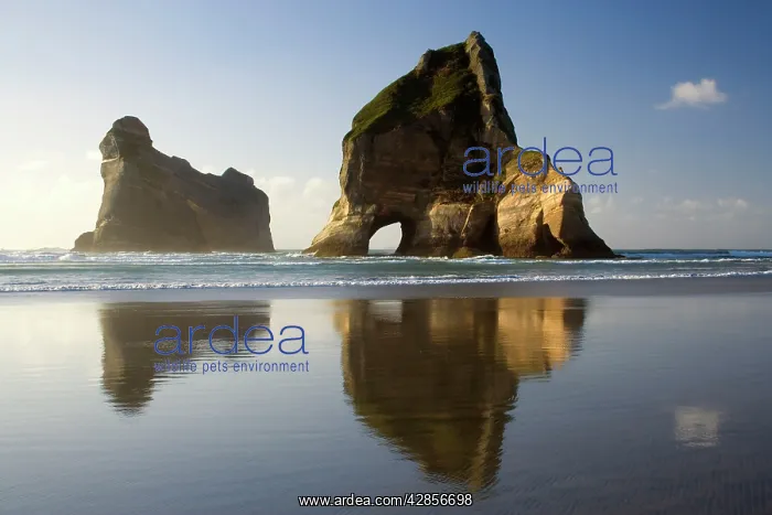 : Rocky Islands - by powerful surf sculpted rock : Rocky Islands - by powerful surf sculpted rock