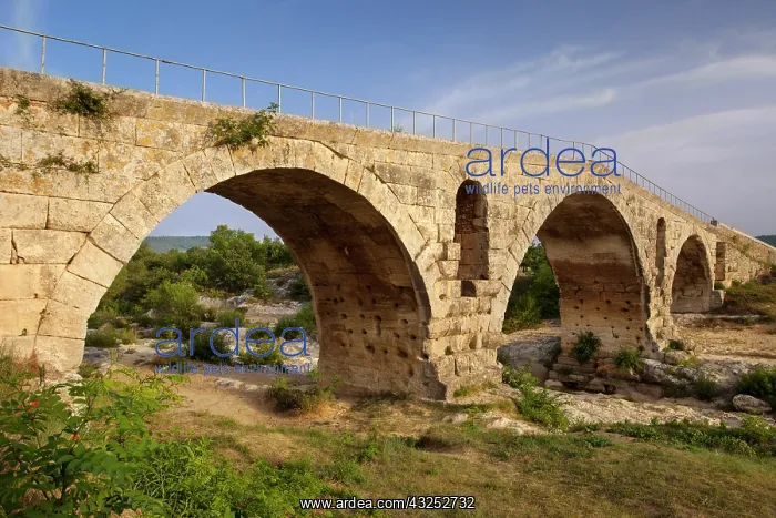 : Roman arch bridge (3 BC), Pont Julien over : Roman arch bridge (3 BC), Pont Julien over