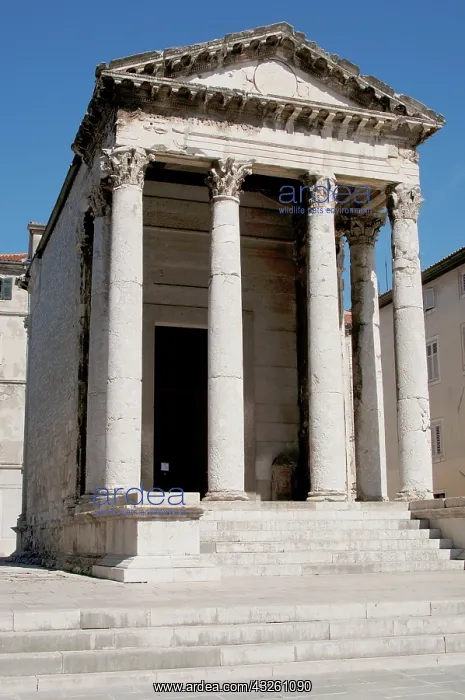 : Roman Art. Croatia. Temple of Augustus : Roman Art. Croatia. Temple of Augustus