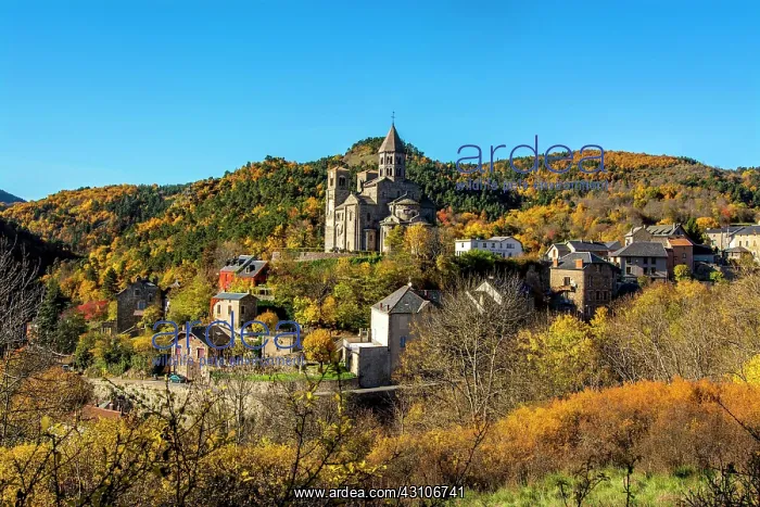 : Romanesque church of Saint Nectaire, Puy de Dome : Romanesque church of Saint Nectaire, Puy de Dome