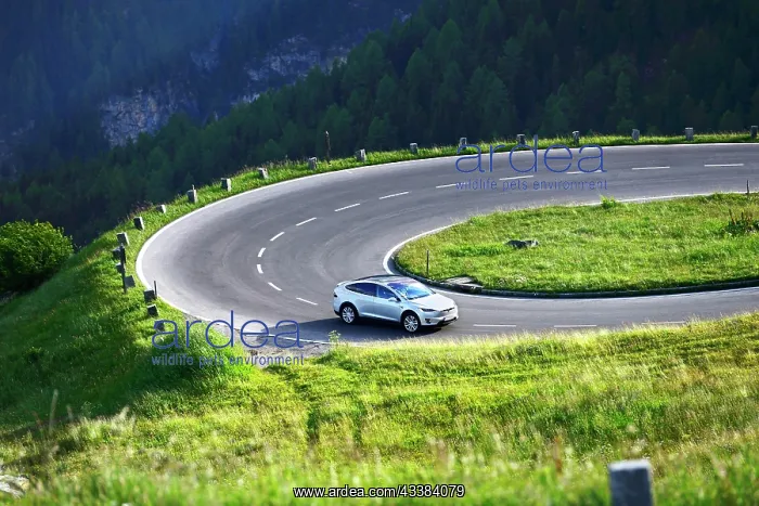 : Round trip with TESLA Model X 75, Groiglockner-Hochalpenstra : Round trip with TESLA Model X 75, Groiglockner-Hochalpenstra