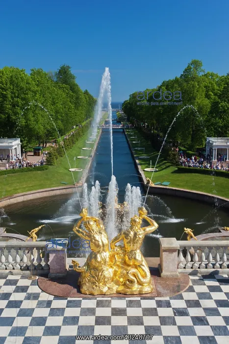 : Russia, Saint Petersburg, Peterhof, Grand : Russia, Saint Petersburg, Peterhof, Grand