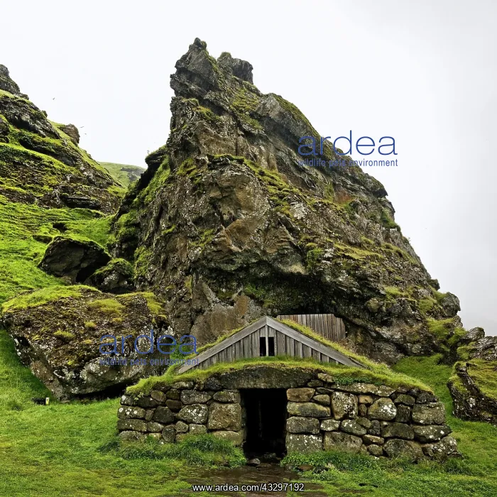 : Rutshellir, a natural cave that has been extended : Rutshellir, a natural cave that has been extended