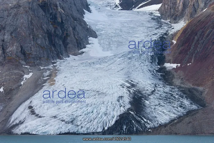 : Samarinbreen Glacier Samarinbreen Hornsund, Svalbard, N : Samarinbreen Glacier Samarinbreen Hornsund, Svalbard, N