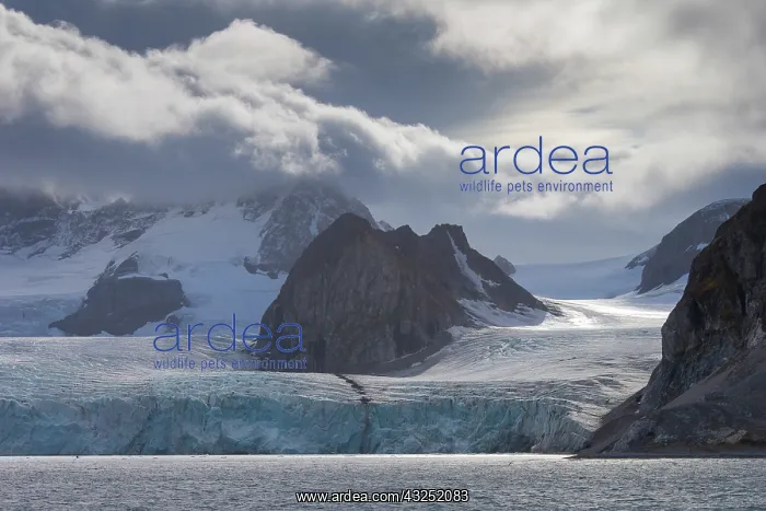 : Samarinbreen Glacier Samarinbreen Hornsund, Svalbard, N : Samarinbreen Glacier Samarinbreen Hornsund, Svalbard, N
