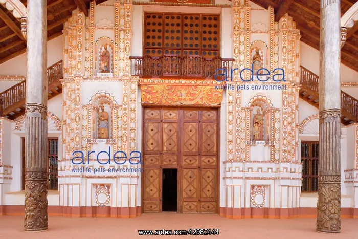 : San Ignacio de Velasco mission church - entrance portal : San Ignacio de Velasco mission church - entrance portal