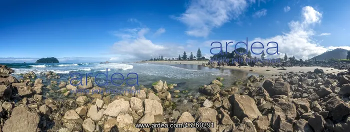 : Sandy beach beach of Mount Manganui with island : Sandy beach beach of Mount Manganui with island