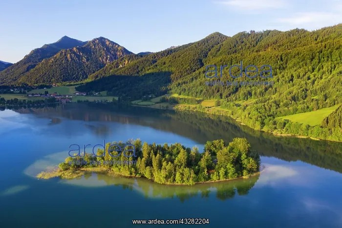 : Schliersee with island W&, x1b2d28; and Brecherspitze : Schliersee with island W&, x1b2d28; and Brecherspitze