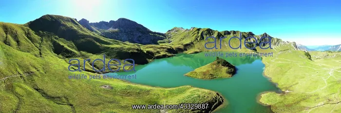 : The Schrecksee is a small high-mountain lake wit : The Schrecksee is a small high-mountain lake wit