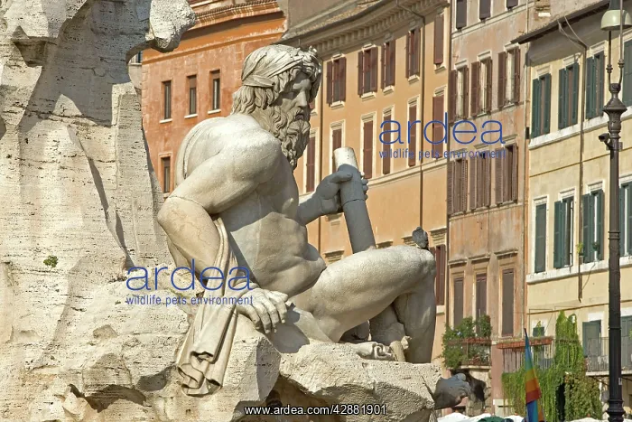  : Sculpture - Piazza Navona - Rome - Italy