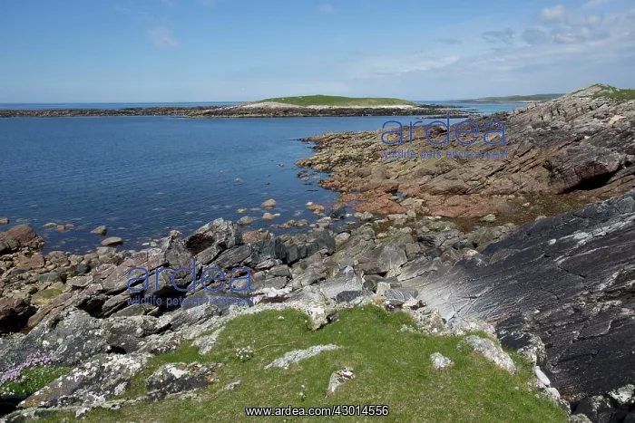 : Seascape rocky coastline. Balranald Nature Reserve, North Uist, Outer Hebrides, Scotland : Seascape rocky coastline. Balranald Nature Reserve, North Uist, Outer Hebrides, Scotland