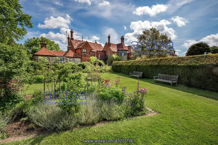 : Selborne - Gilbert Whites House - Hampshire - UK : Selborne - Gilbert Whites House - Hampshire - UK