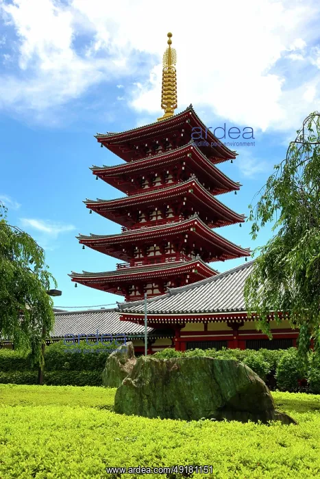 : Senso-Ji five storey Pagoda, Senso-Ji Temple, Asakusa, Tokyo, Japan