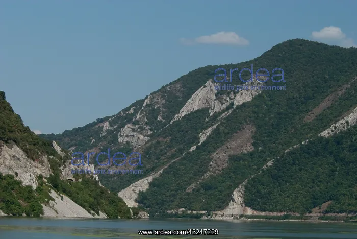: Serbia / Romaina. Area around Veliko Gradis : Serbia / Romaina. Area around Veliko Gradis