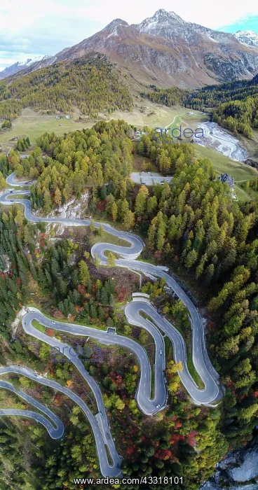 : Serpentines at the Maloja Pass, Val Bregaglia, Engadine : Serpentines at the Maloja Pass, Val Bregaglia, Engadine