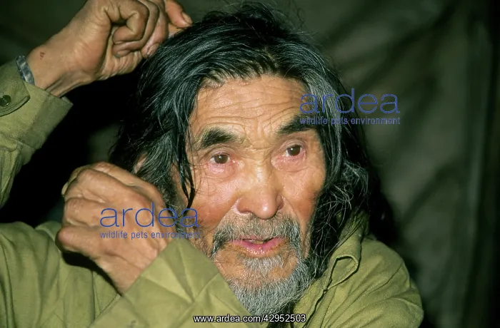 : Siberian shaman / sorcerer / wizard / healer / : Siberian shaman / sorcerer / wizard / healer /