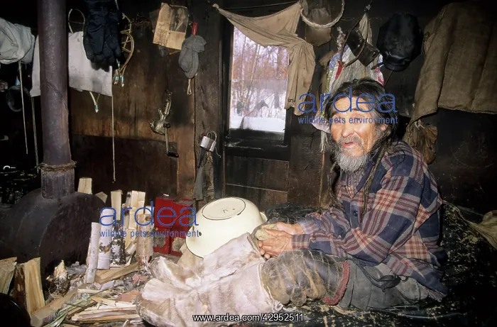 : Siberian shaman / sorcerer / wizard / healer / : Siberian shaman / sorcerer / wizard / healer /