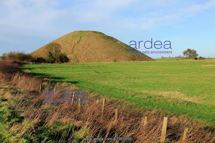 : Silbury Hill neolithic site Wiltshire, England : Silbury Hill neolithic site Wiltshire, England
